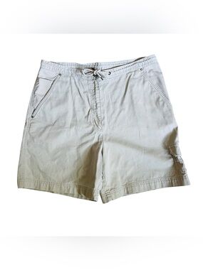 Lauren Ralph Lauren Men's Light Khaki Cargo Shorts